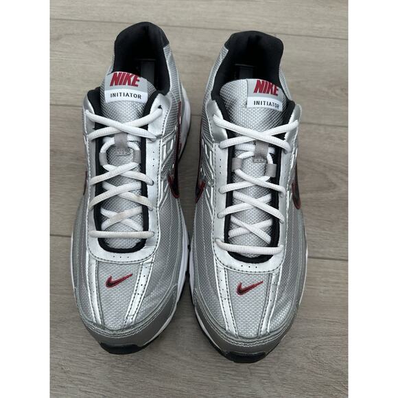 Nike initiators silver red size 12 men’s sneakers AMAZING CONDITION - Picture 3 of 6